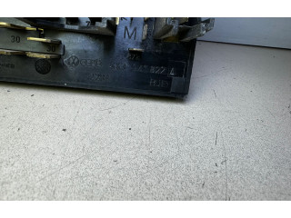 Pojistková skříňka 443941822A, 443941822 Audi 80 90 S2 B4 1993