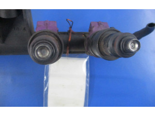 Топливная рампа    Renault Clio I   для двигателя ---