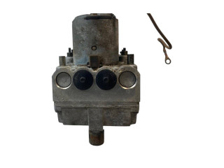 Блок АБС 701614111D, 703907379A Volkswagen Transporter - Caravelle T4 1991 - 2003 года