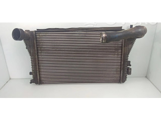 Интеркулер 1K0145803E Volkswagen Caddy