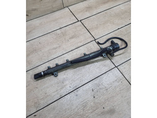 Vstřikovací lišta 0445214038, A6110700395 Mercedes-Benz C W204