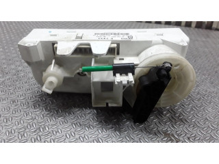 Блок управления климат-контролем 13191583   Opel Meriva A