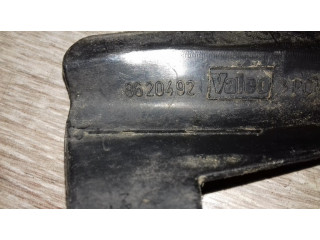 Деталь передней фары