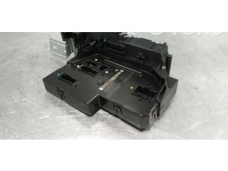 Pojistková skříňka Řídící jednotka BSM A2049009101, A2049004203 Mercedes-Benz GLK (X204) 2011