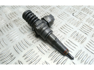 Форсунка 038130073AG    Volkswagen Golf Plus  BKC 