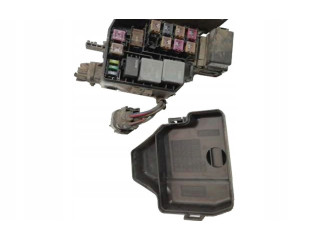 Pojistková skříňka Mazda 2 2003