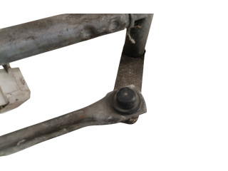 Моторчик дворников 403444, 3518120    Volvo 940