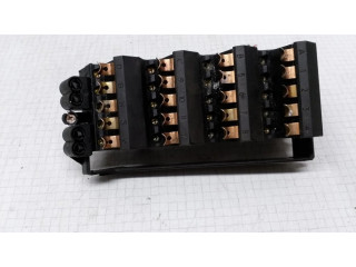 Pojistková skříňka 1245401250 Mercedes-Benz E W124 1989