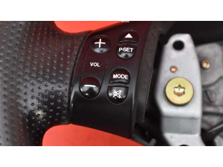 Volant Mazda 2 2004