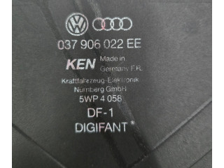 Блок управления двигателя 037906022EE, 5WP4058 Audi 80 90 S2 B4