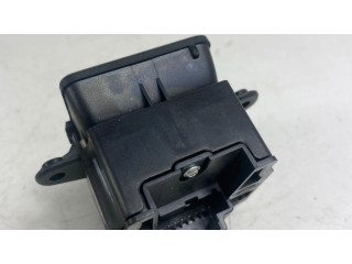 Включатель ручного тормоза