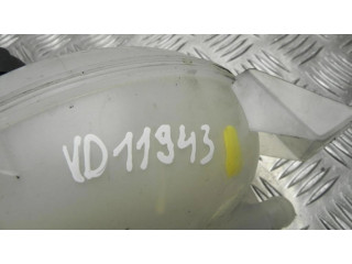 Расширительный бачок охлаждающей жидкости