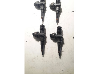 Комплект форсунок 038130073AG    Volkswagen Touran I   