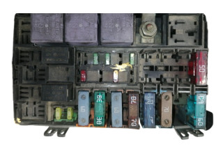 Pojistková skříňka Řídící jednotka BSM 8200354721, 55RGDL117 Renault Espace III 2002