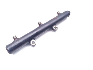 Топливная рампа 4R8Q-9D280-BC, 5WS40130 Jaguar XF для двигателя AJD