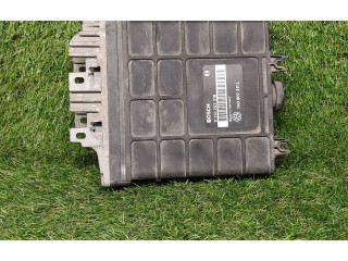 Блок управления двигателем ECU 1H0907311L, 0261203318 Volkswagen Golf III 1994