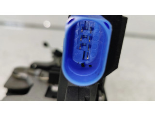 Задний замок