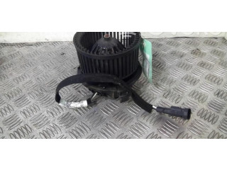 Вентилятор печки 272106020R Dacia Duster