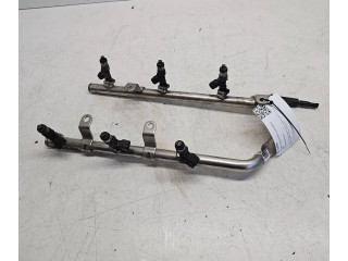 Vstřikovací lišta 1581AC Chrysler Pacifica