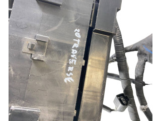 Pojistková skříňka 84793350, 84303341 Chevrolet Traverse II 2020