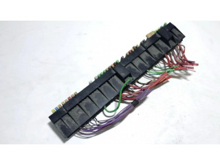 Pojistková skříňka BMW 5 E39 1996