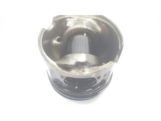 Píst 8506105 BMW X5 F15 pro naftový motor 3.0