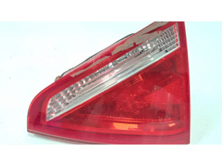 Задний фонарь в крышке