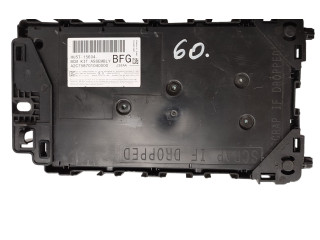 Блок предохранителей HU5T15604BFG   Ford S-MAX    