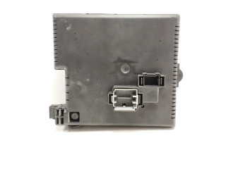 Турбина Блок предохранителей Volvo S80 30728512 для двигателя D5244T4