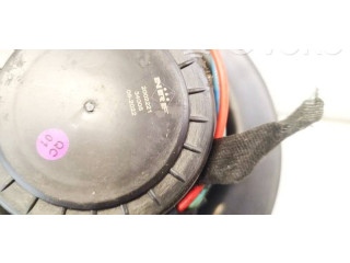 Вентилятор печки       Skoda Fabia Mk2 (5J)