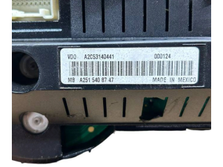 Přístrojová deska Mercedes-Benz R W251 2007 A2515408747, A2514420321