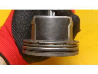 Поршень с шатуном Volkswagen Golf VI