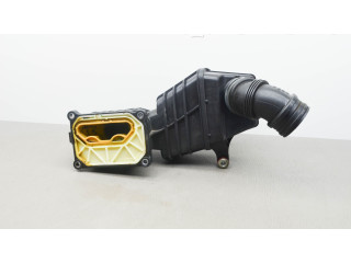 Pojistková skříňka Volkswagen Tiguan 2010