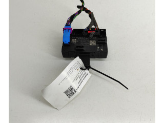 Блок управления дверью 7N0959793H, 7N0959793F Skoda Yeti (5L)