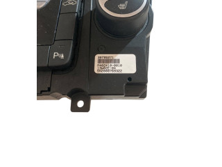 Блок управления климат-контролем 30795271, H4024100010   Volvo V70