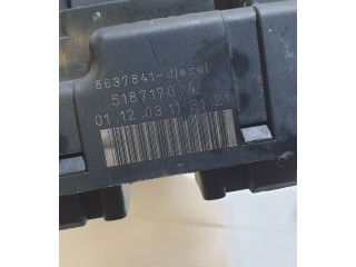 Блок предохранителей 8637841, 51871704 Volvo S60