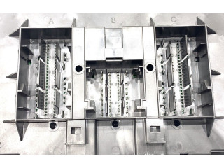 Блок комфорта 5Q0937086AH Skoda Octavia Mk3 (5E)