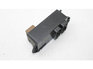 Блок предохранителей LJA2800AE Jaguar XK8 - XKR