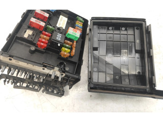 Блок предохранителей 1K0937629A, 1K0937132F Volkswagen Golf Plus