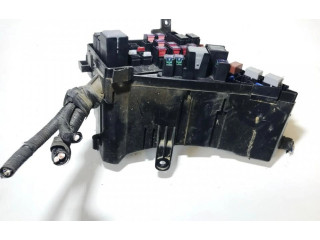 Блок предохранителей     Subaru Forester SH    