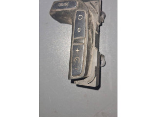 Подушка безопасности водителя 30642018, 03W32   Volvo V70