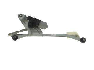 Моторчик дворников 7701058169 Dacia Duster