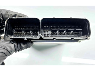 Блок управления двигателем Блок управления Volkswagen Caddy