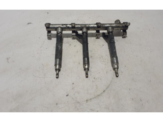 Топливная рампа 06M133315L   Audi A7 S7 4K8   для двигателя DLZA