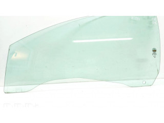 Основное стекло передних дверей (двухдверного автомобиля)