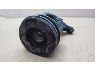 Поршень M57D30 BMW X5 E70 для дизельного двигателя 3.0