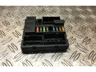 Блок предохранителей 756062601   BMW X3 E83    