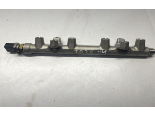 Топливная рампа 05E133320, 04C906054C Volkswagen Jetta VII