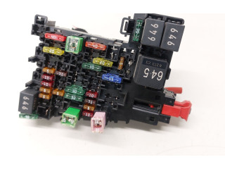 Pojistková skříňka 5Q0937615C Volkswagen Tiguan 2017