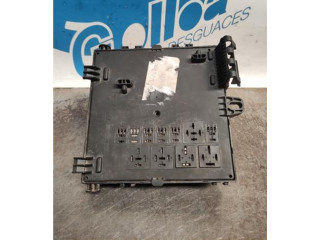 Блок предохранителей 13125489BB, 13125489BB Opel Vectra C